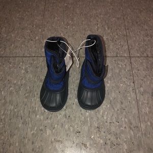 Brand new baby boy snow boots with tags